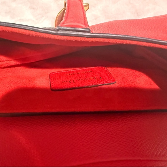 Dior Mini Red Saddle Crossbody with Gold 'D' Charm - Picture 4 of 5